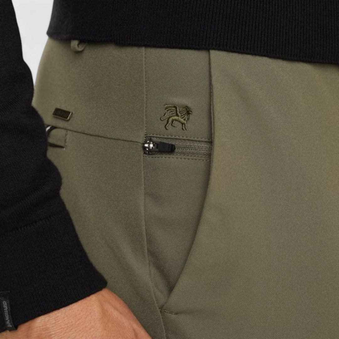 VTR2508600-6497 Vanguard V12 Chino Tech Stretch Tea Leaf / Groen