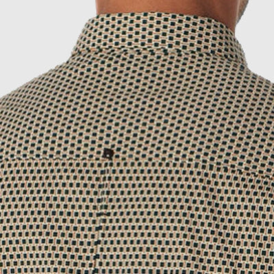 21430962 048 shirt stretch allover printed no excess caramel crop2