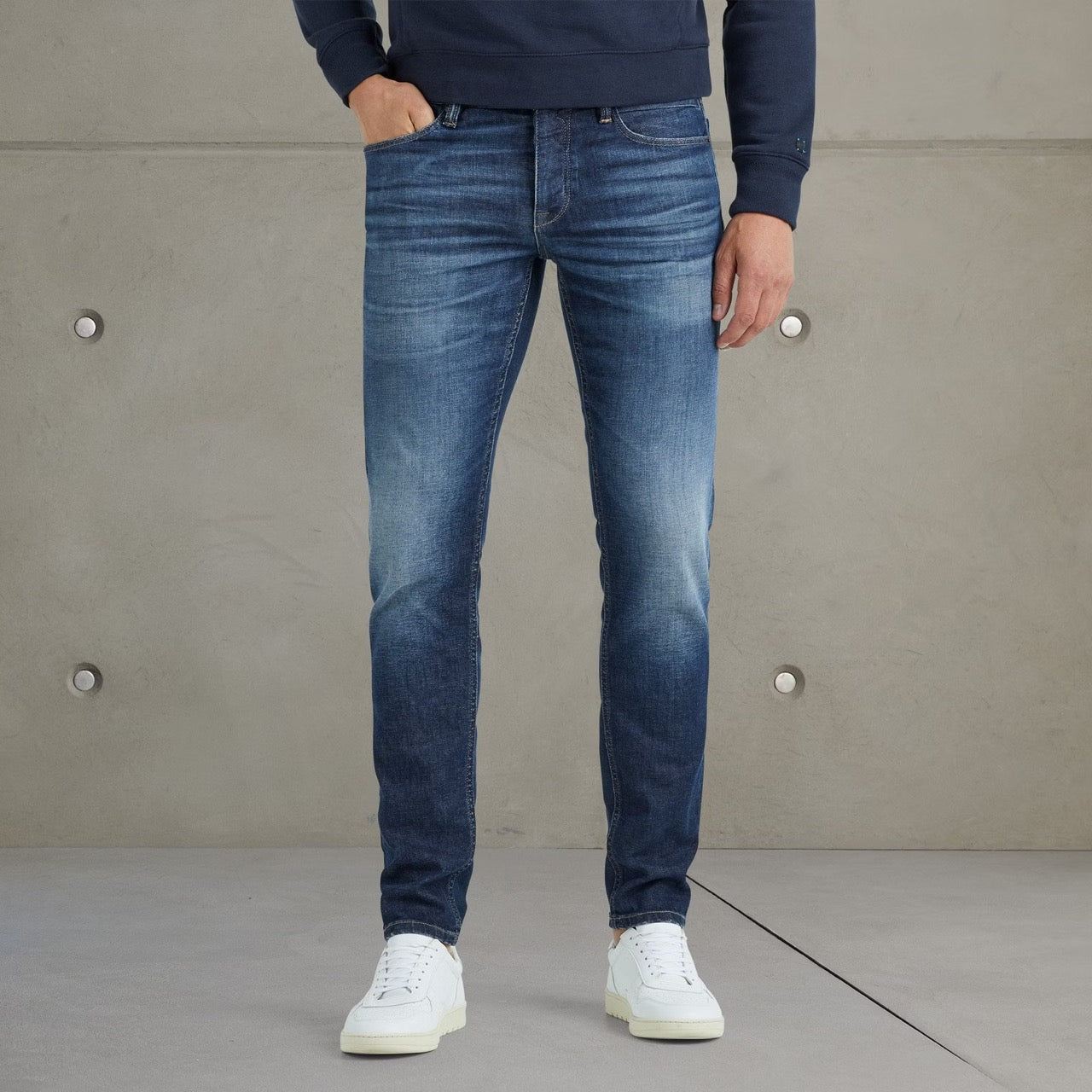 ctr2308715 dib riser slim deep intense blue cast iron jeans denim crop5