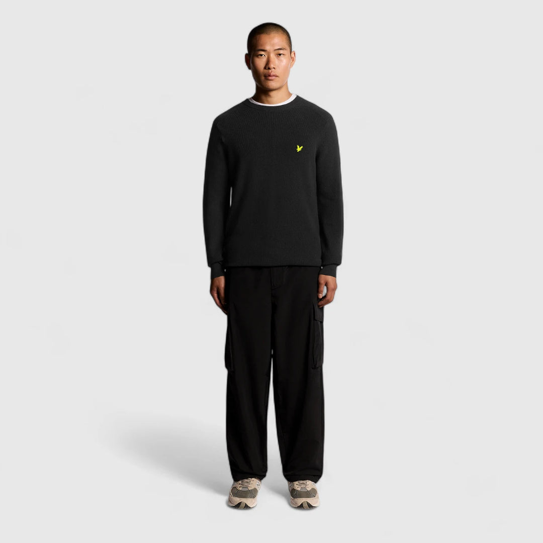 KN2303V-X002 Lyle & Scott Knitwear Engineered Rib Crew Neck Black Ice / Zwart
