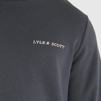 ml1905v w635 embroidered crew neck sweatshirt lyle & Scott sweater crop3