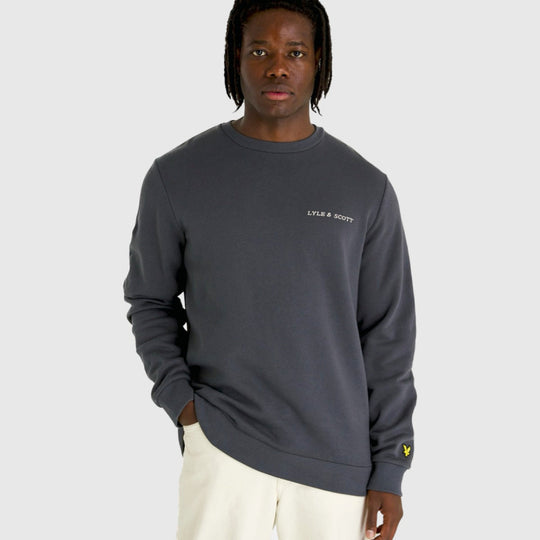 ml1905v w635 embroidered crew neck sweatshirt lyle & Scott sweater