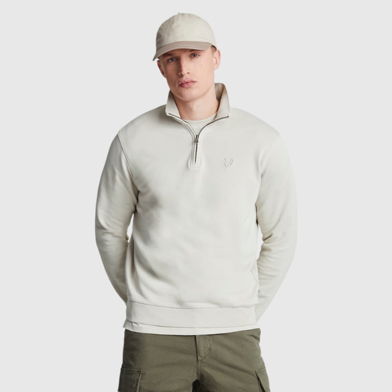 ML2022TON-W870 Lyle & Scott Tonal Eagle Quarter Zip Sweat