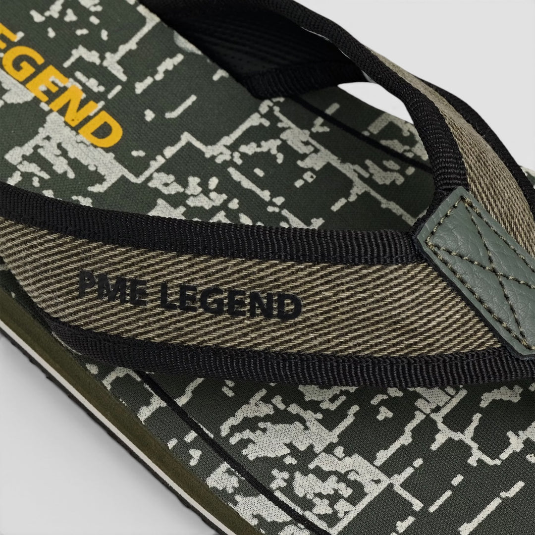 PBO2604130-015 PME Legend Slipper Sandal Jetflap Camouflage / Groen
