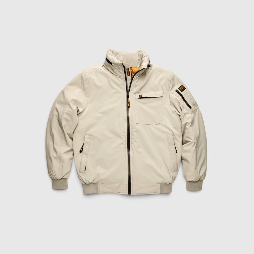 PME Legend Havil-Sky bomberjack in Castle Wall Beige, pasvorm op model, PJA2608124-6412