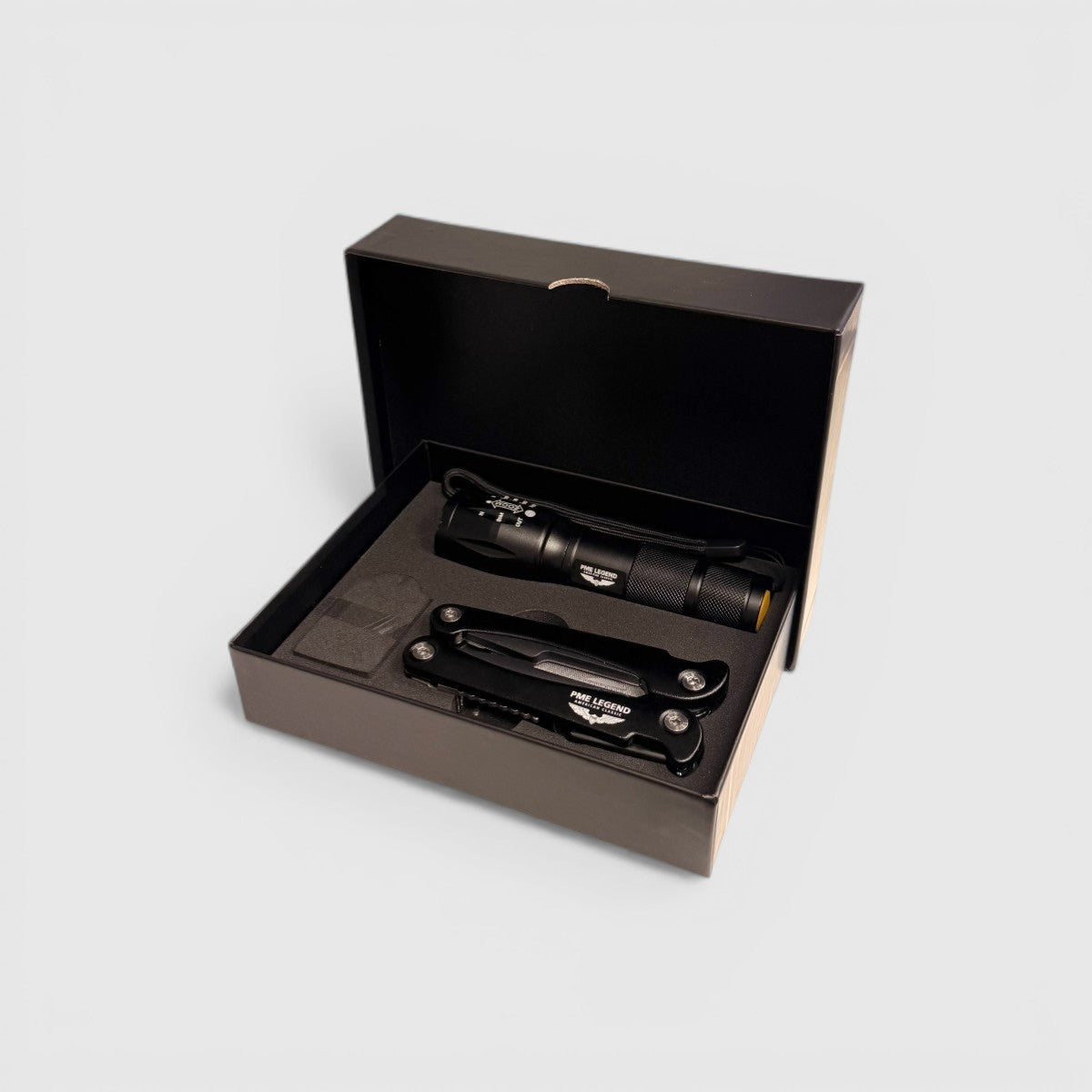 PMMULTITOOL PME Legend Multitool & Zaklamp Giftset
