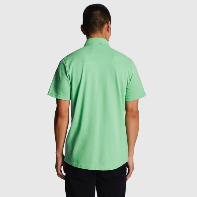 sw2003v-x156 short sleeve pique shirt lyle & scott overhemd lawn green back