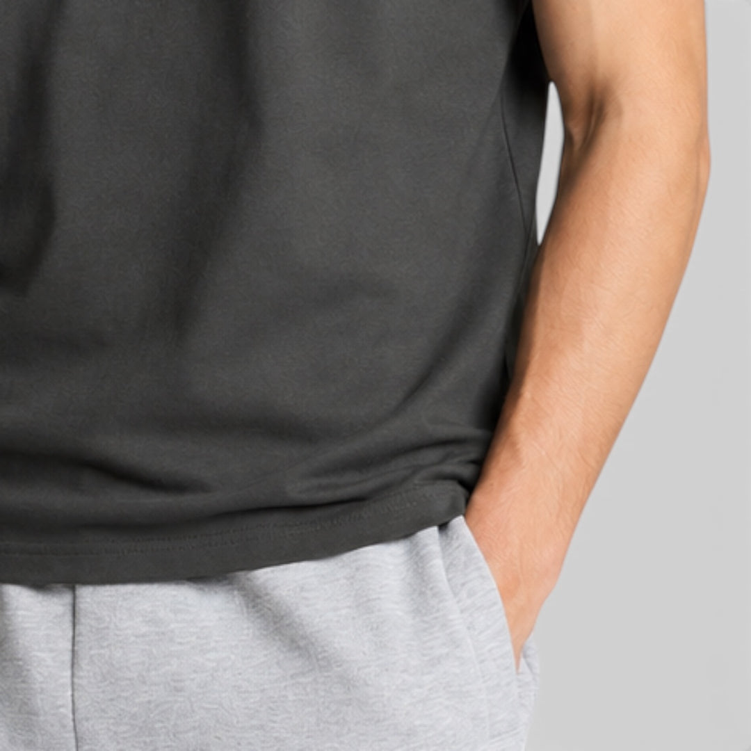 TS400TON-W635 Lyle & Scott Tonal Eagle T-Shirt Gunmetal