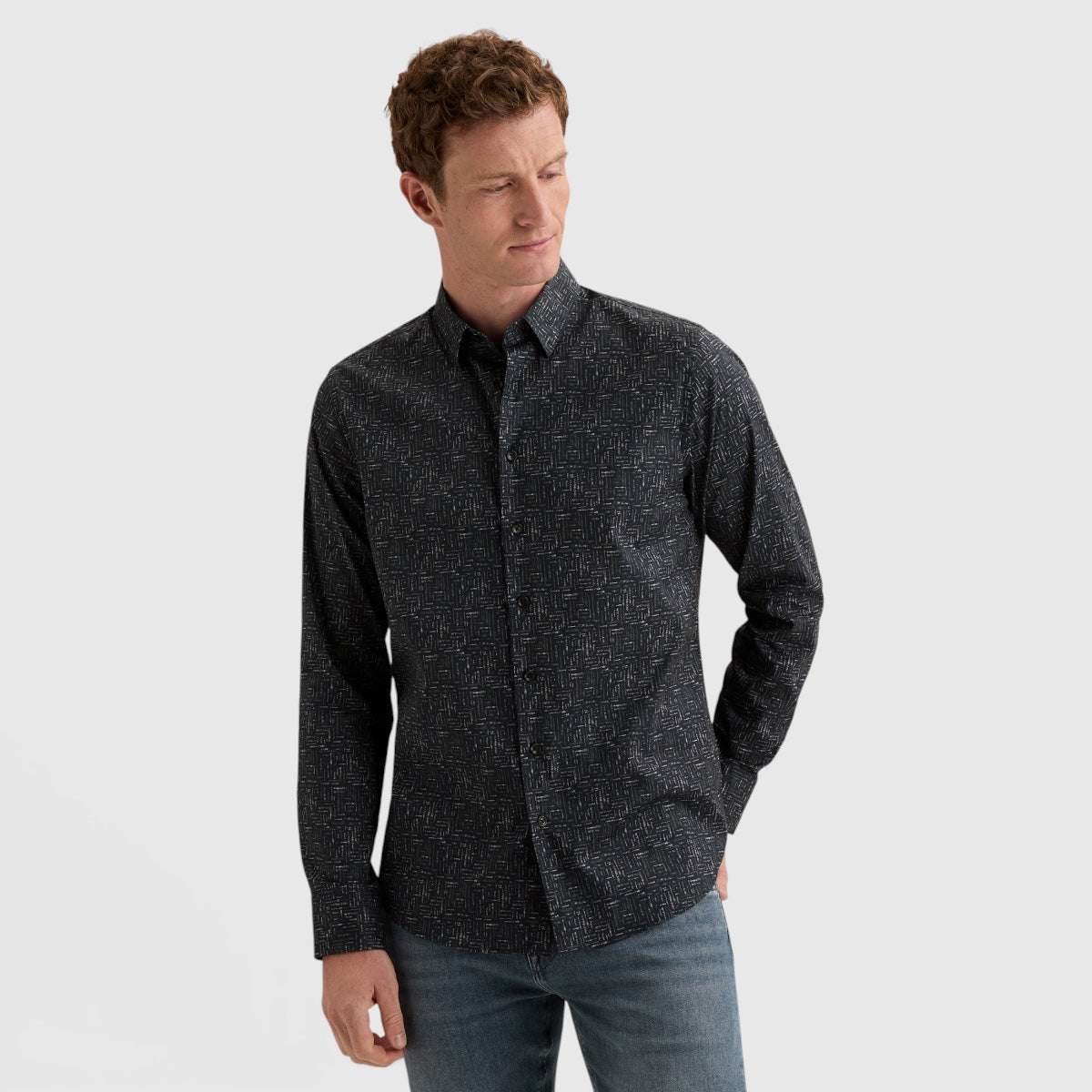Vanguard poplin overhemd in Sky Captain Donkerblauw, vooraanzicht, VSI2608204-5073