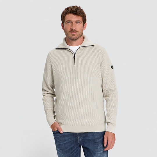No Excess Trui Ribbed Half Zip Stone 33230932SN-014, vooraanzicht op model