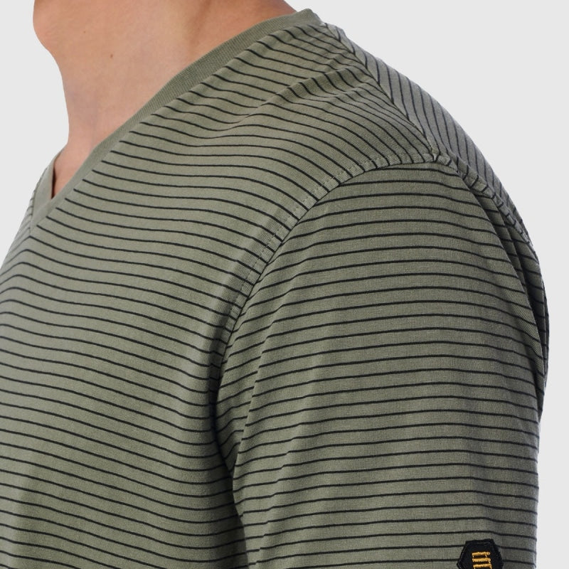 19350320 155 v-neck coloured stripes garment dyed no excess t-shirt crop3