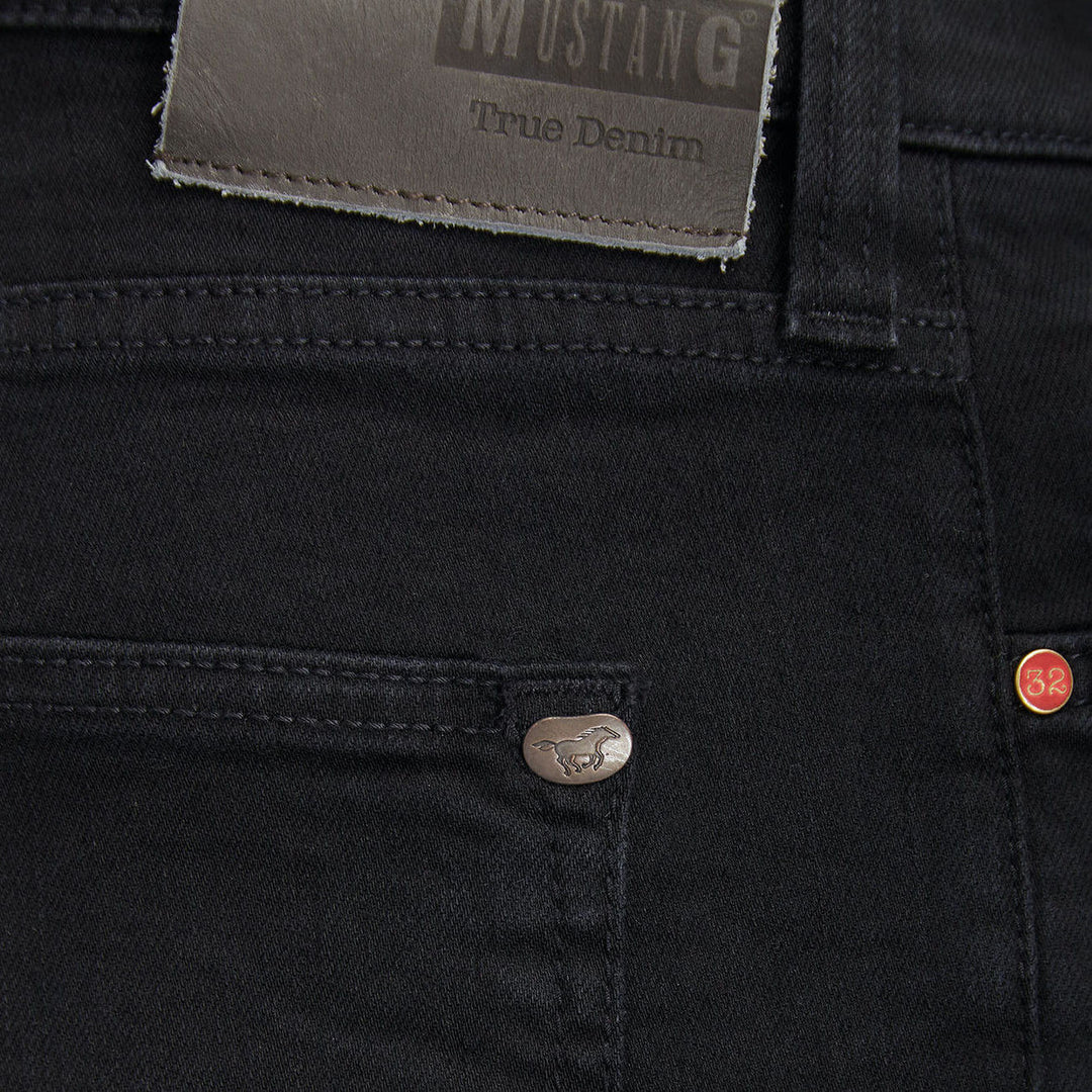 mustang jeans oregon tapered black 3116 5799 490 crop